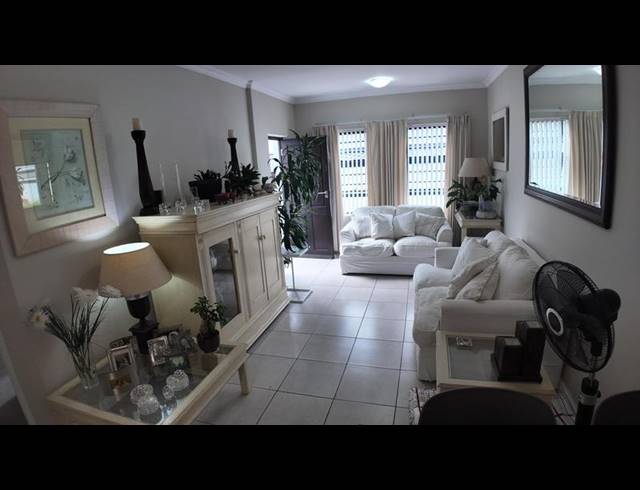 1 BEDROOM TOWNHOUSE FOR SALE IN BLUE MOUNTAIN VILLAGE